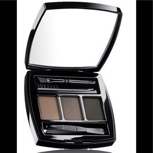 CHANEL Le Sourcil de Chanel